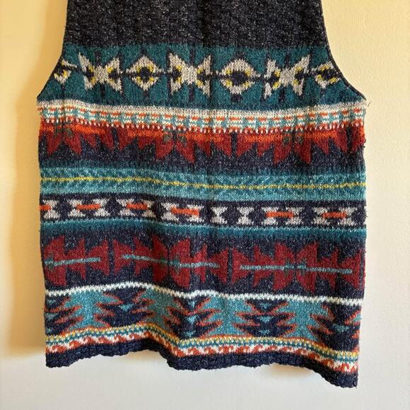 Aztec Sweater Vest Womens Size L /XL Multicolor Button Up Wool Blend - Picture 7 of 7